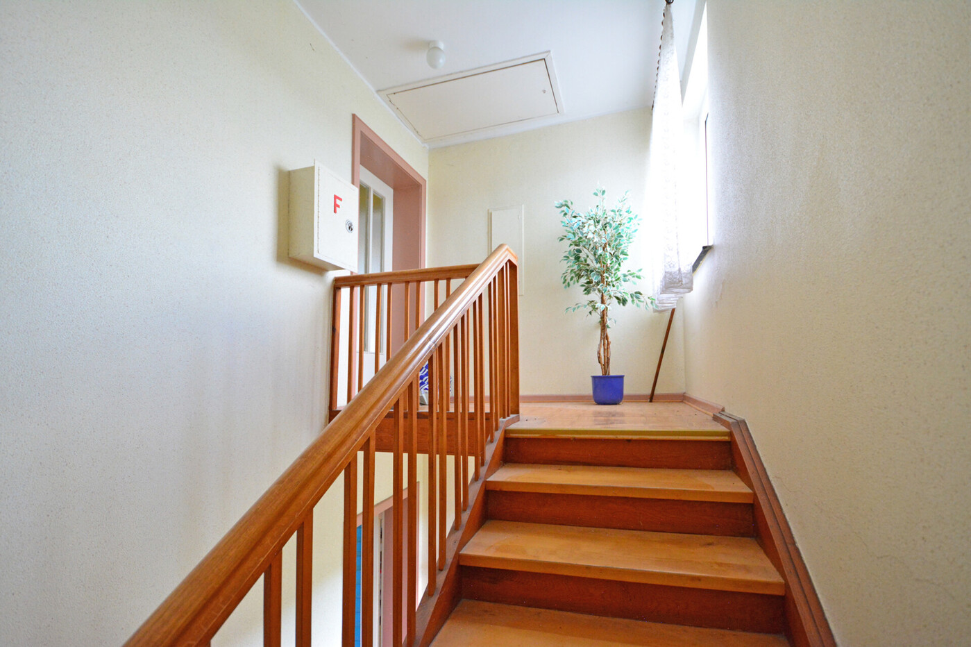 Wohnungseingang DG