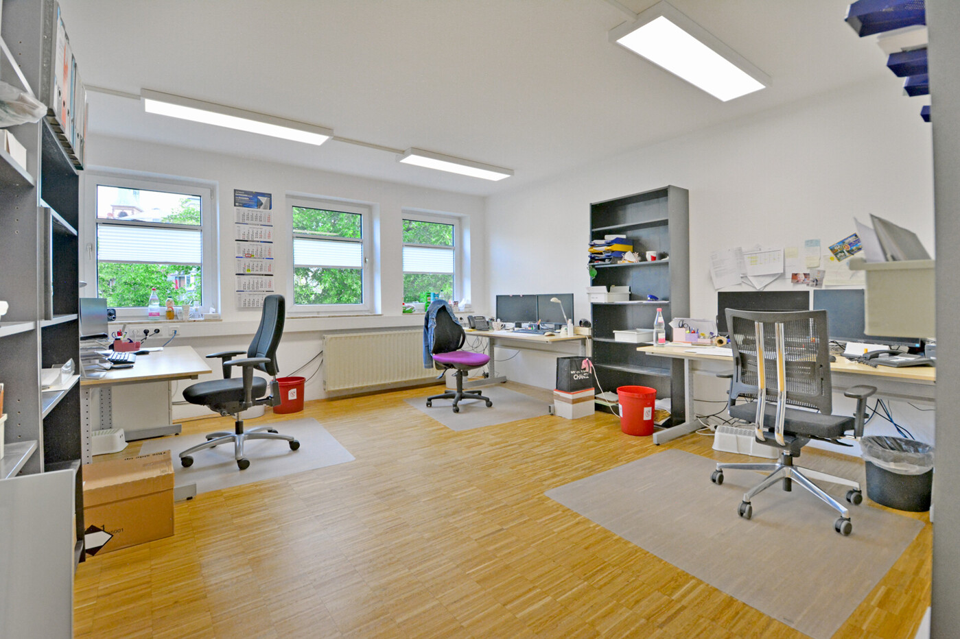 Büro 1