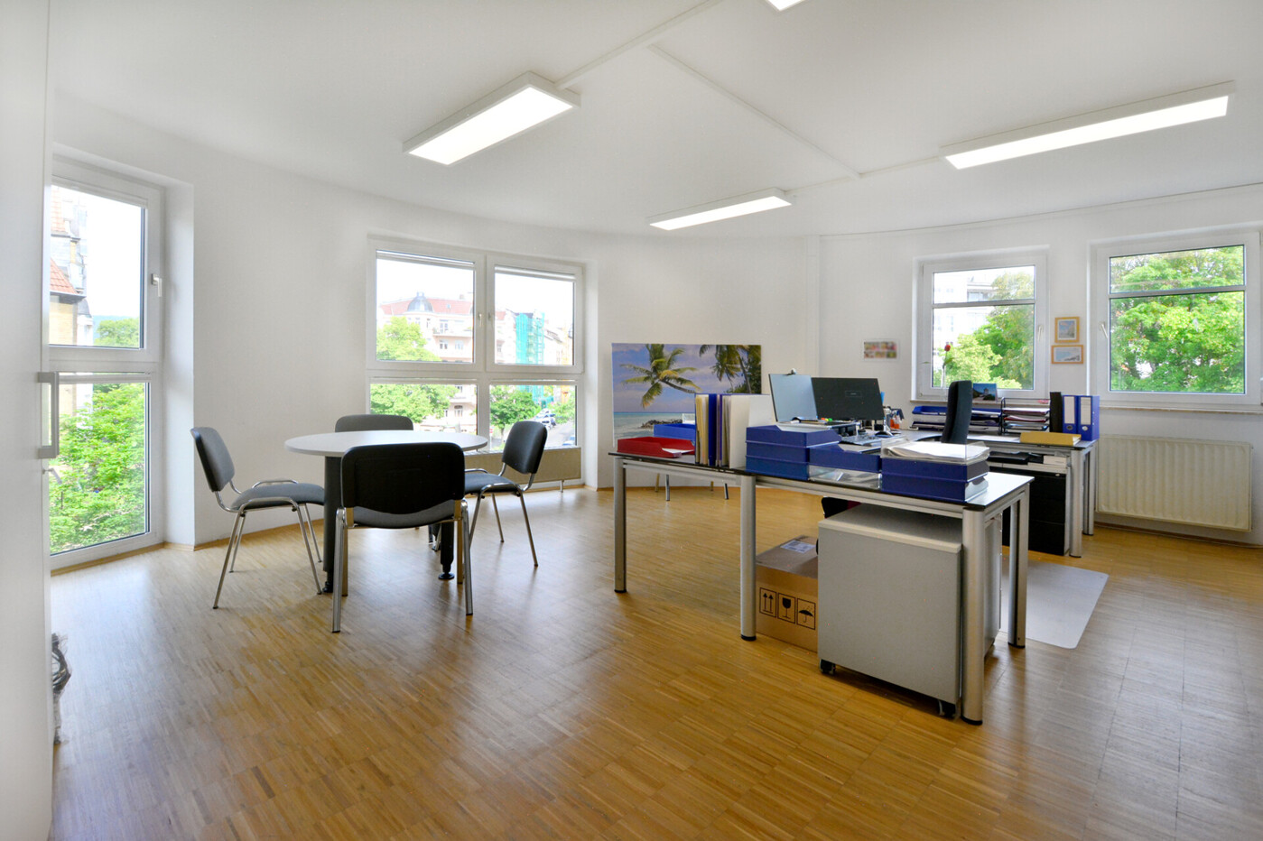 Eckbüro