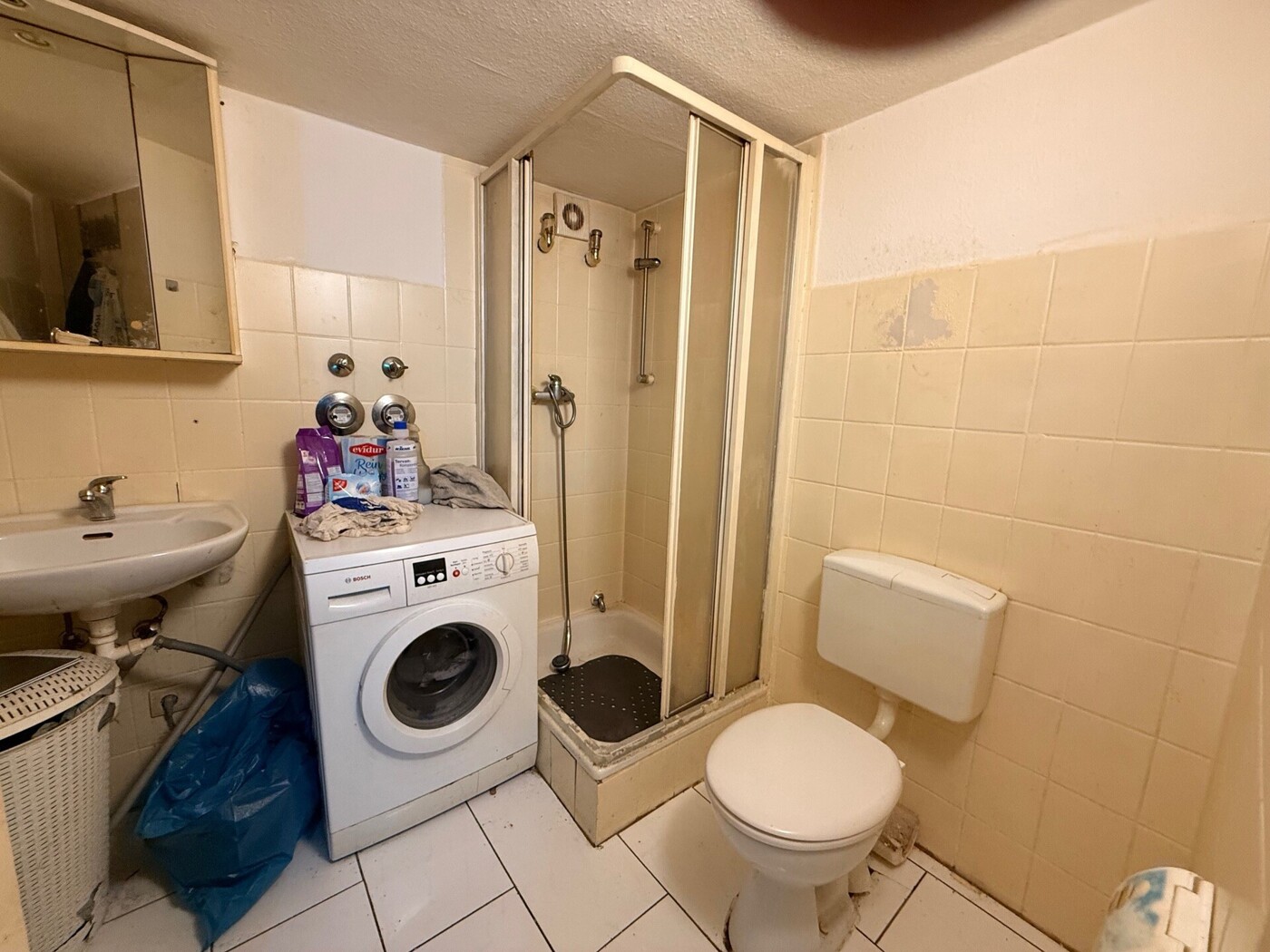 2-4111 - KG Badezimmer