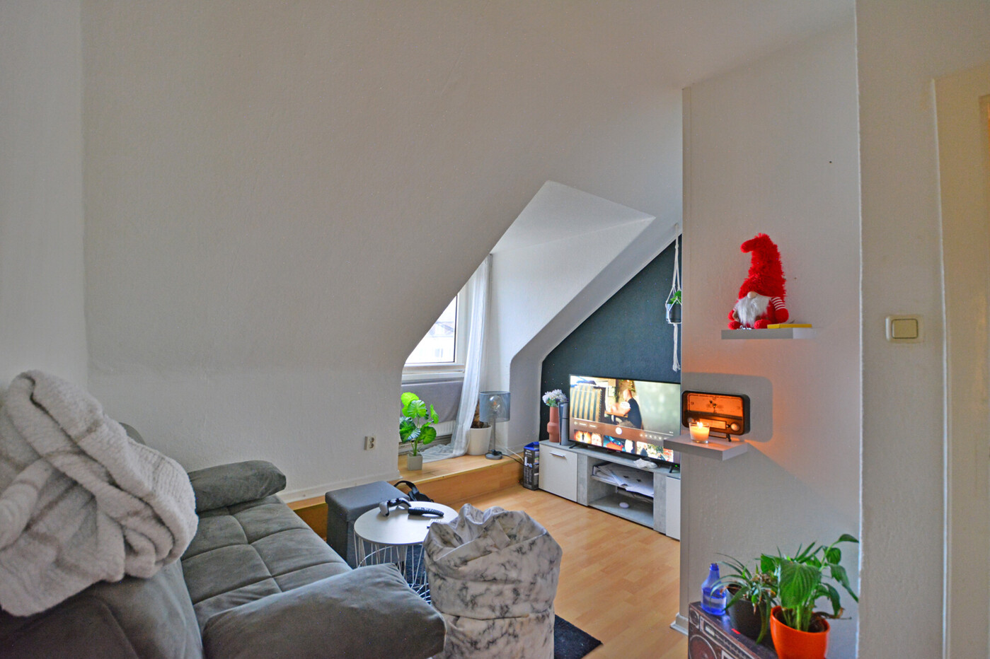 WG 2 - Wohnzimmer