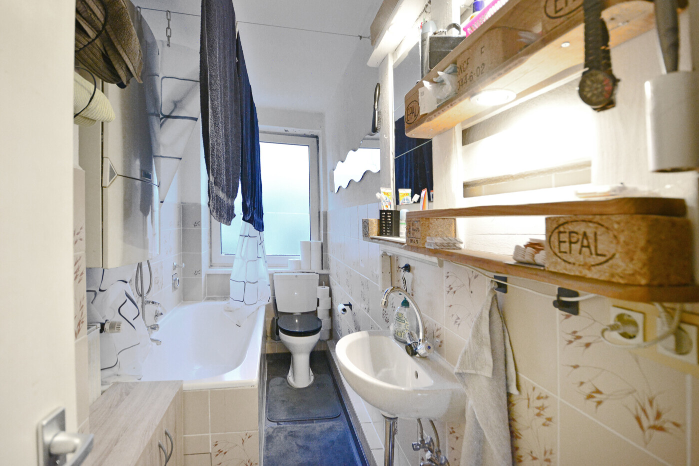 WG 5 - Badezimmer
