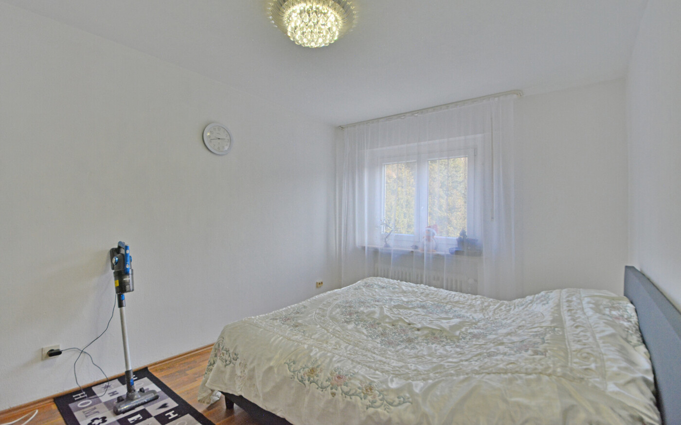2 OG Schlafzimmer