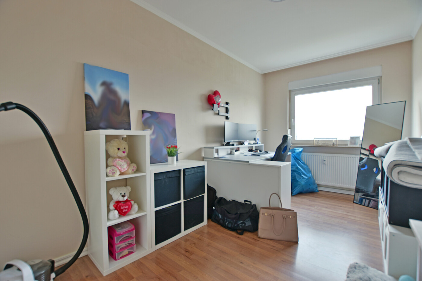 Büro 1