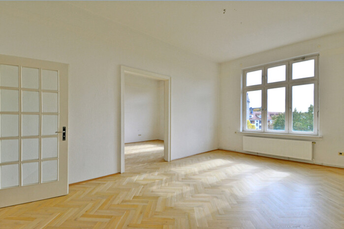 Freie 3-ZKB Wohnung, Goethestraße Kassel, Jugendstilhaus mit Aufzug