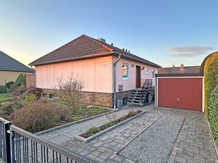 Sehr gepflegter OKAL-Bungalow in ruhiger Wohnlage von Fuldabrück-Dennhausen