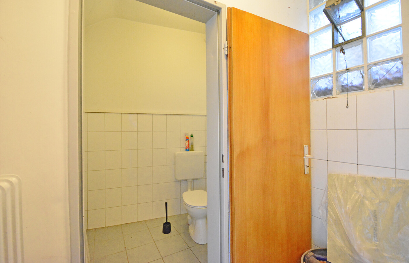 UG WC