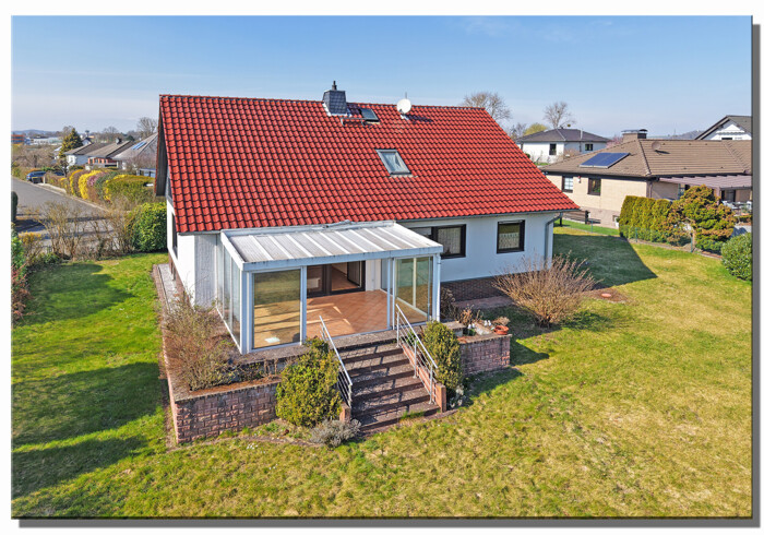 Großes Okal Fertighaus auf 1075 m² Grdst. Top-Lage Fuldatal