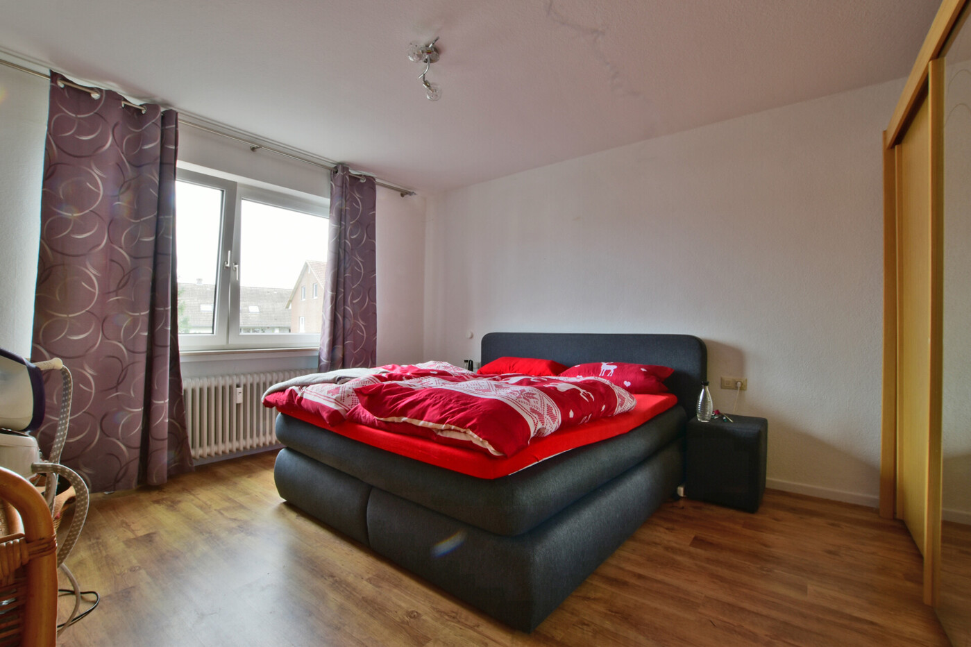 OG li - Schlafzimmer