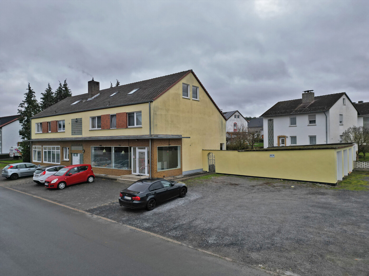 Straßenansicht
