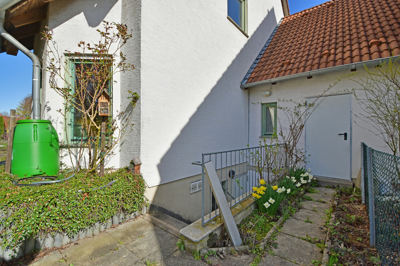 Zugang Keller-Garage