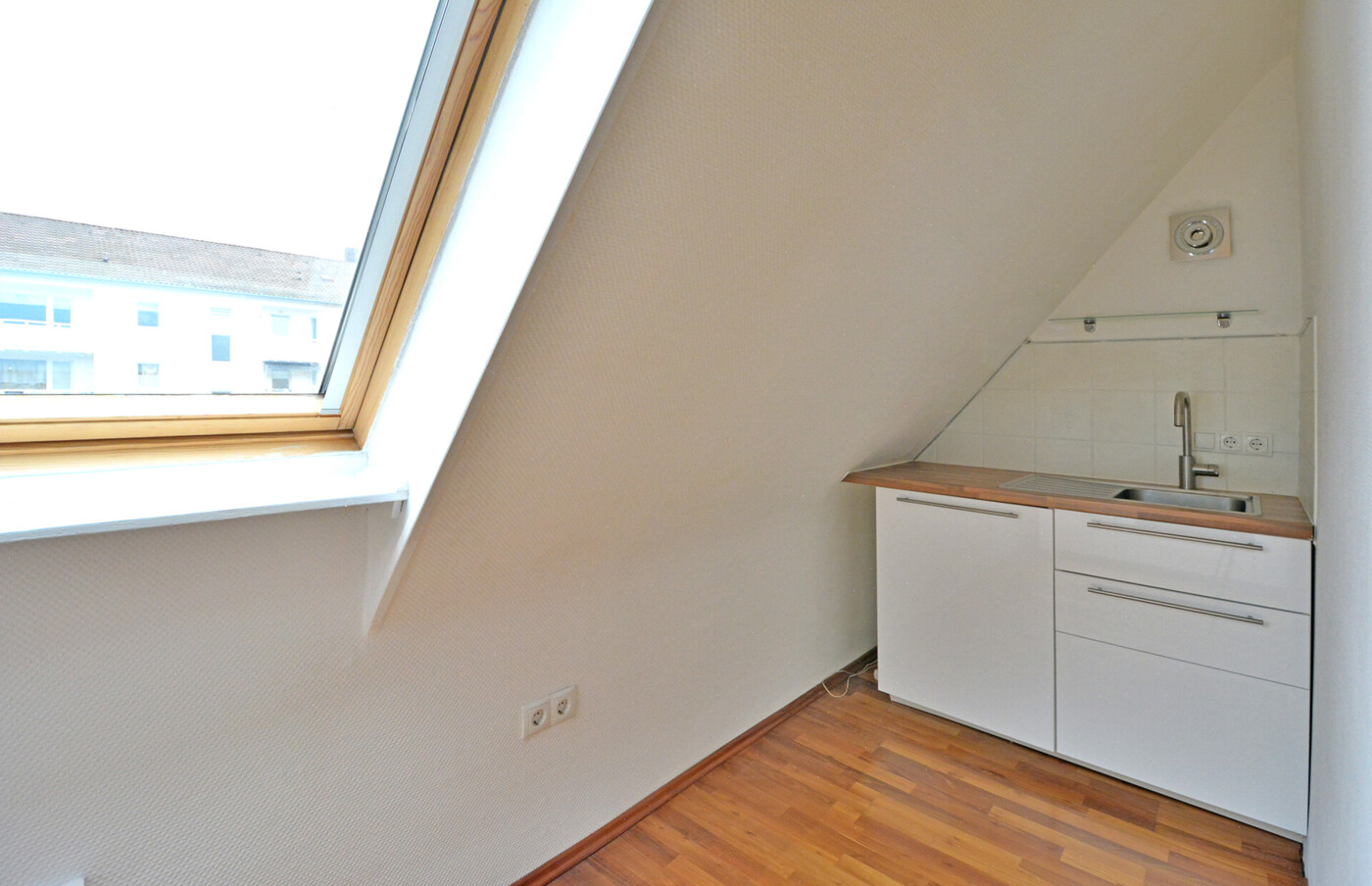 Nr 12 Whg DG Küche