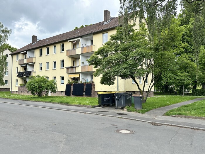2-Zimmer-Wohnung mit Balkon am Bhf. Wilhelmshöhe