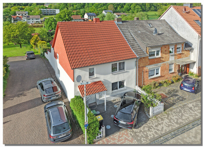 EFH mit viel Platz, einzugsbereit und schönem Blick auf den Dörnberg