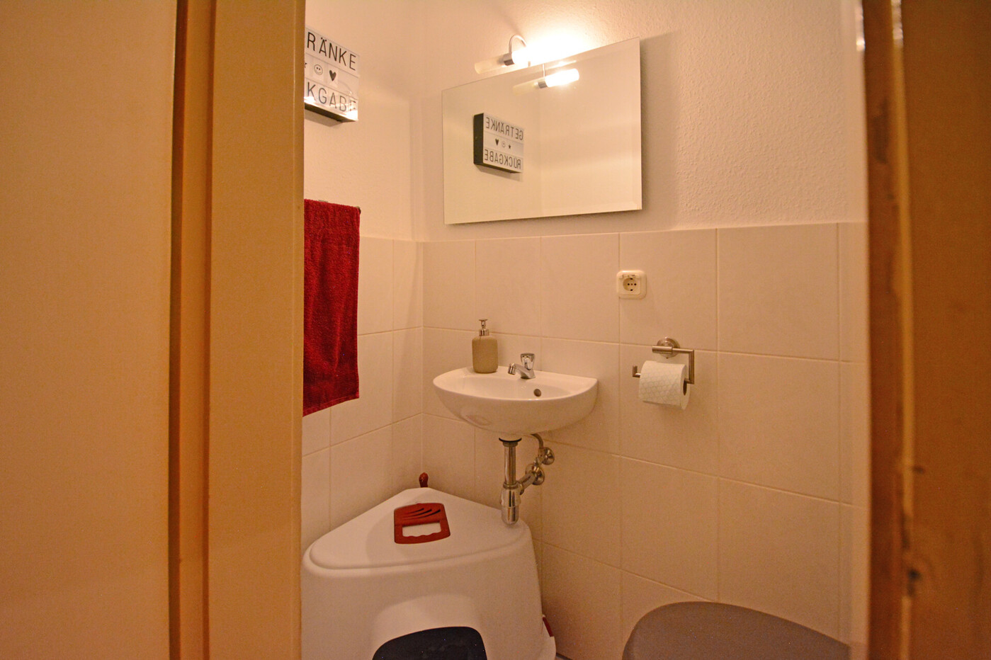W5 - WC