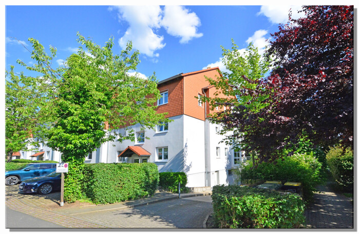 Gut geschnittene 2-ZKB mit Balkon und TG-Stellplatz, Kaufungen
