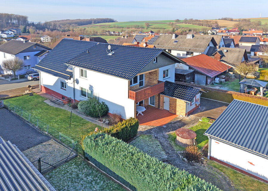 Seltene Kaufgelegenheit, 2 Häuser zum Preis von einem, Hofgeismar-Hombressen