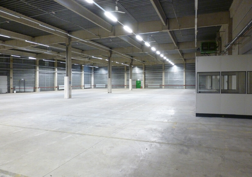 Halle3
