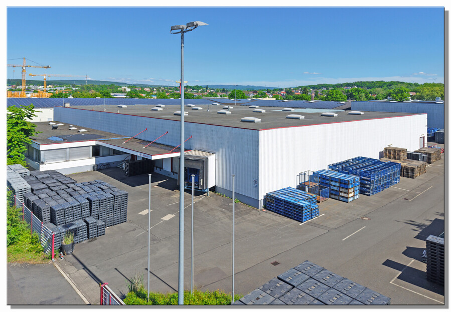 1650 m² Halle und Büro, mit über 5000 m² Freifläche, KS-Ost