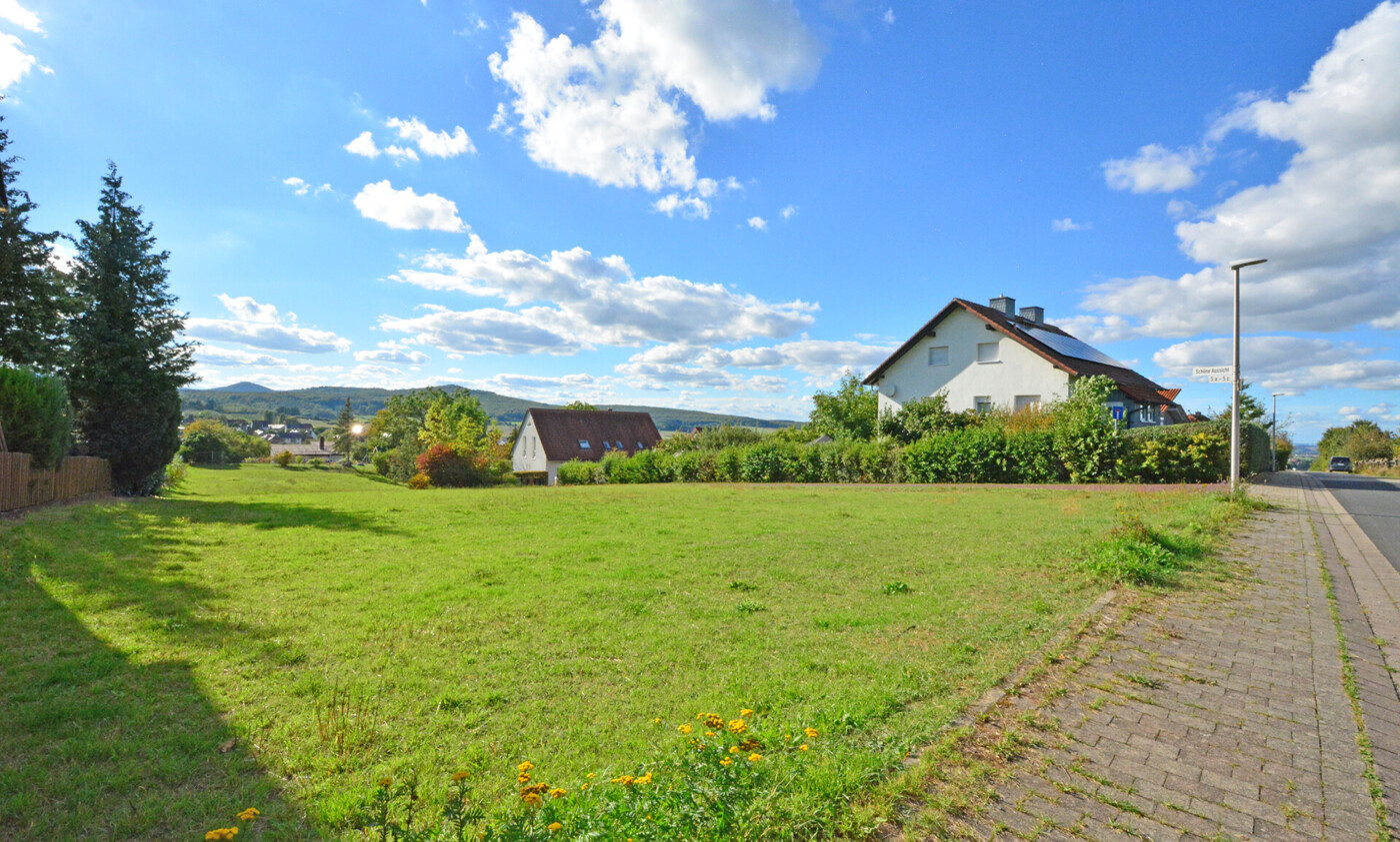 Straßenansicht
