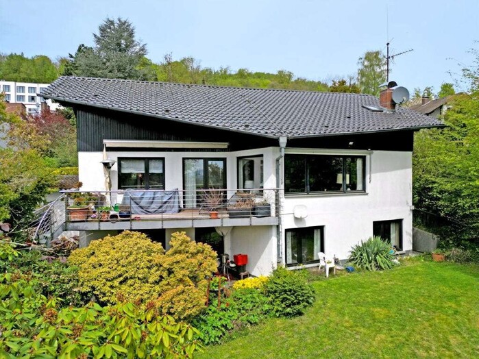 Vornehmer Bungalow in traumhaft schöner Fernblicklage am Brasselsberg