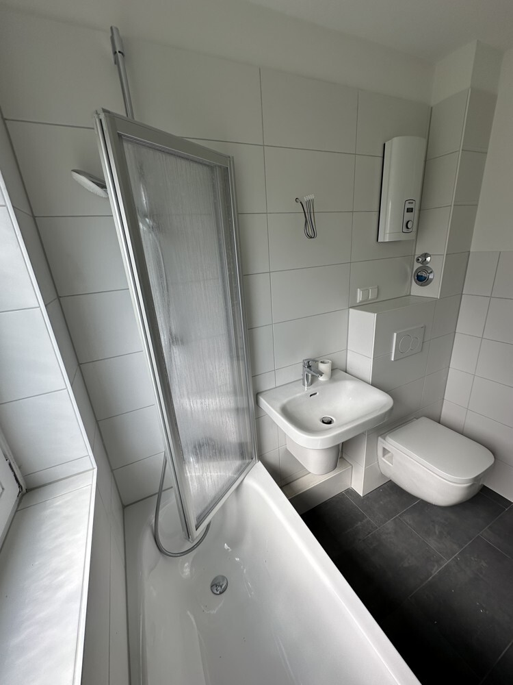 vollständig modernisierte 2-Zi.-Erdgesch ... - Photo 3