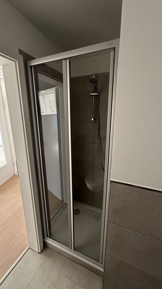 Sanierte 1-Zimmer-Wohnung - Photo 2