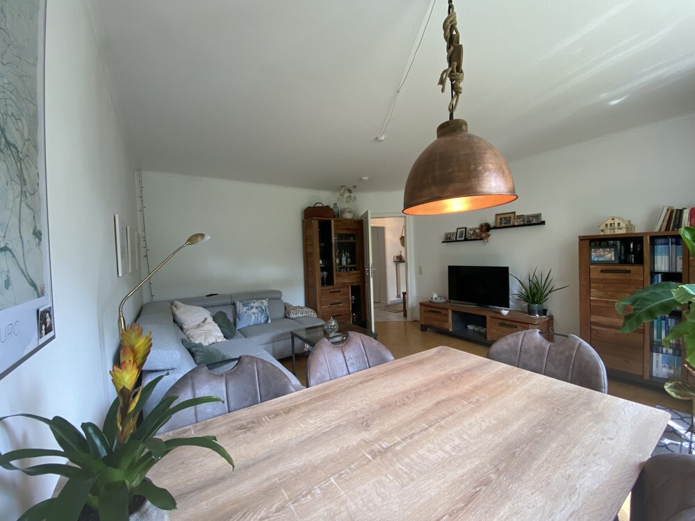 Lichtdurchflutete Wohnung mit Terrasse i ... - Foto 3