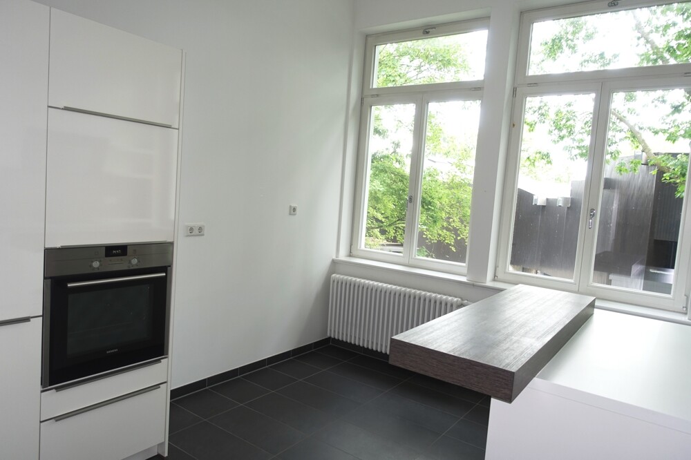 moderne 3 Zimmer Altbauwohnung im Erdges ... - Foto 3