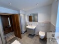 Badezimmer im Erdgeschoss