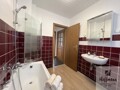 Badezimmer im Erdgeschoss - Mit KI bearbeitet