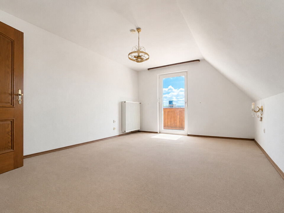 1. Schlafzimmer DG