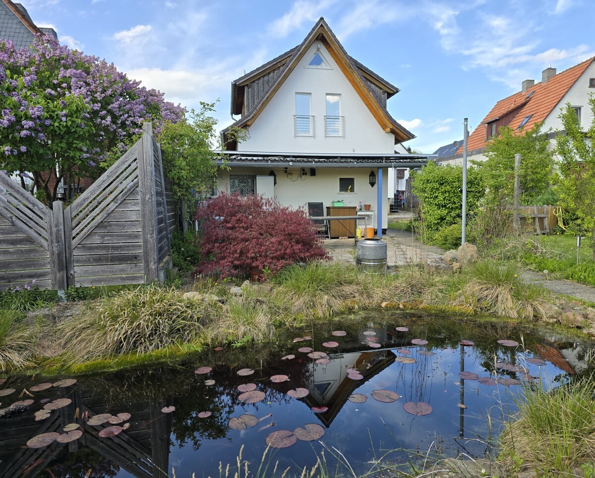 Rückansicht mit Garten