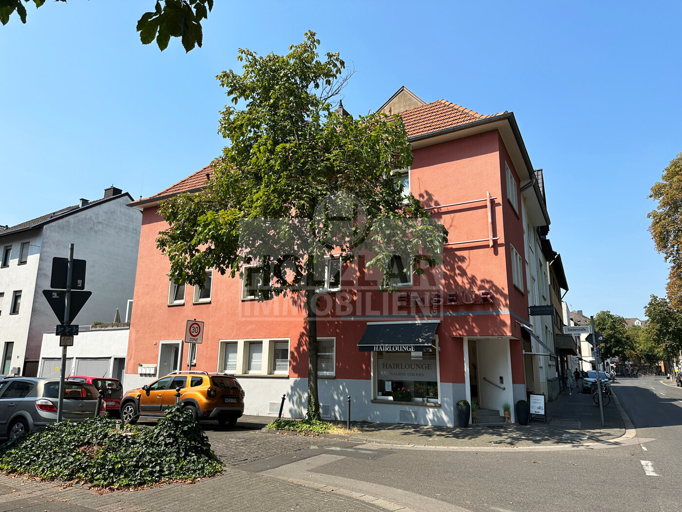 Straßenansicht