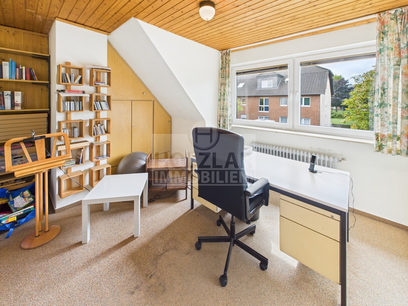 Schlafzimmer 2 DG