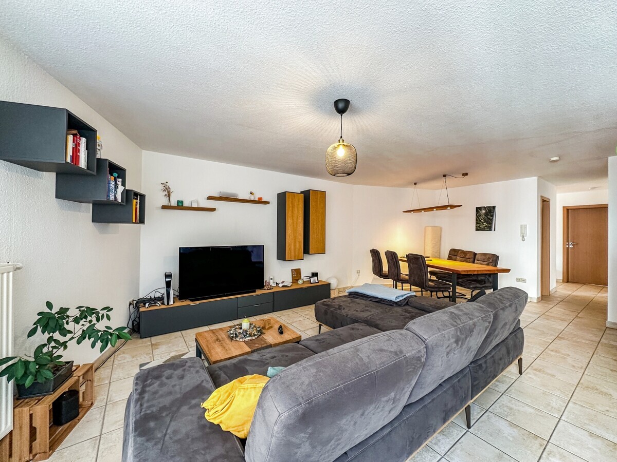 Helle 3-Zimmer-Wohnung mit Balkon im Zentrum! - Photo 1