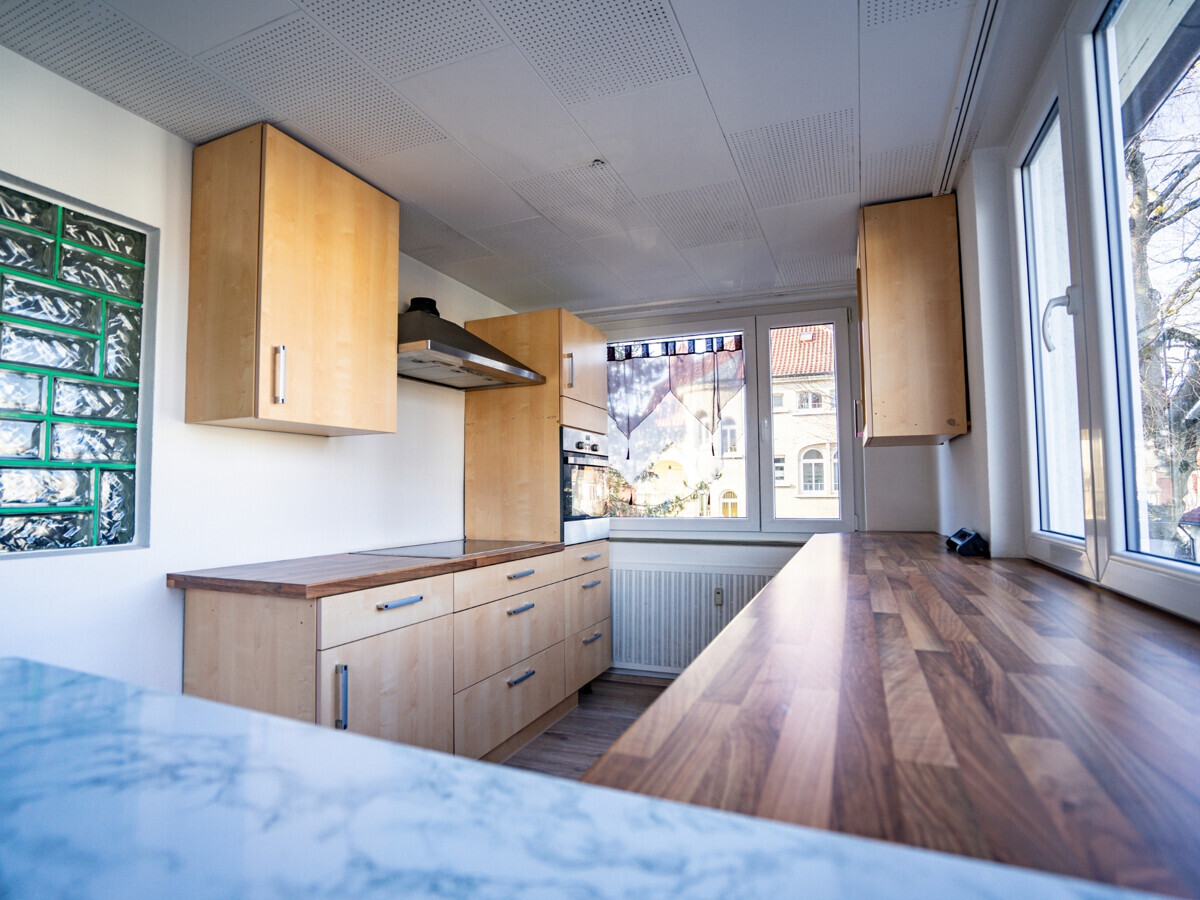 4-Zimmer-Wohnung mit großer Dachterrasse und Garage zur Miete! - Photo 2
