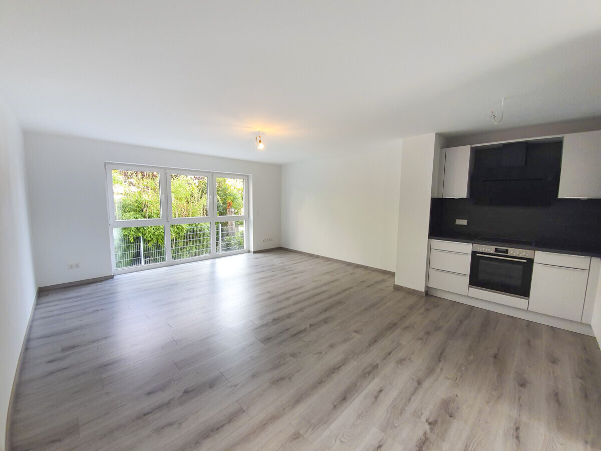 Gepflegte 3-Zimmer-Wohnung mit Stellplatz in Neuhausen ob Eck! - Photo 1