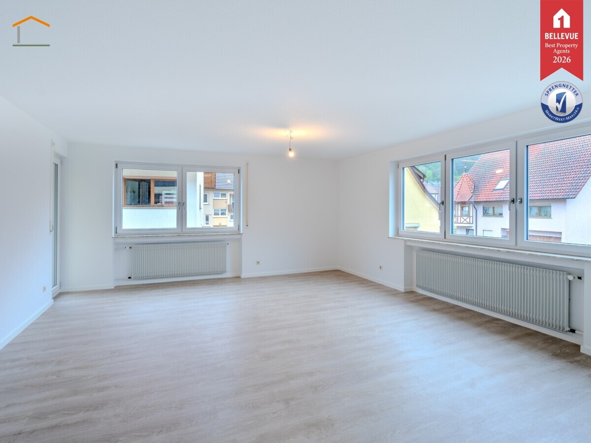 Frisch saniert: 3-Zimmer-Wohnung mit Balkon in Nusplingen! - Photo 1