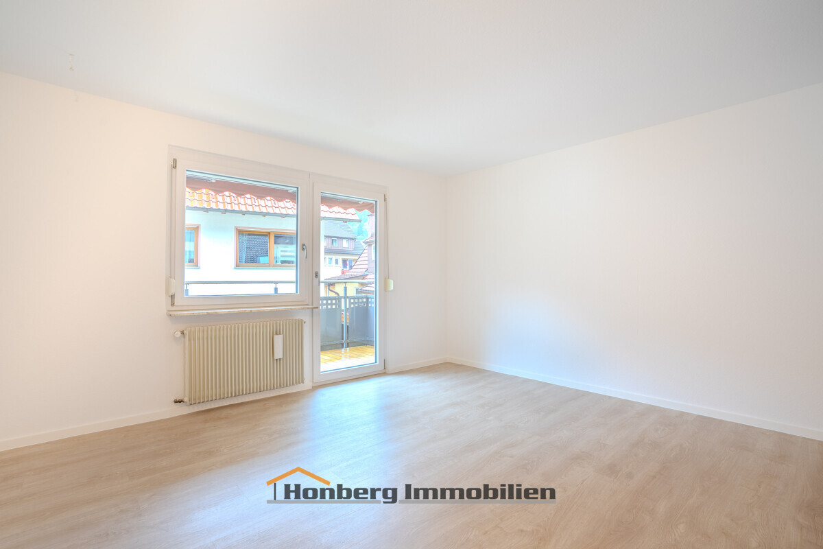 Frisch saniert: 3-Zimmer-Wohnung mit Balkon in Nusplingen! - Photo 2