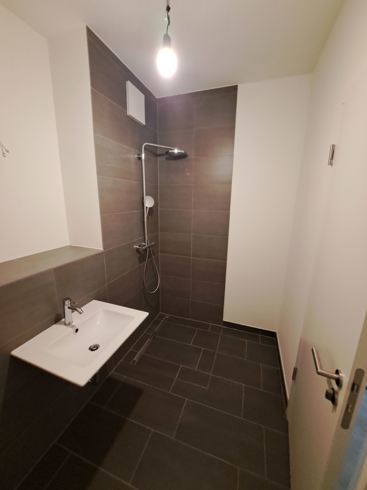 Am Generalshof 15_Bad 1