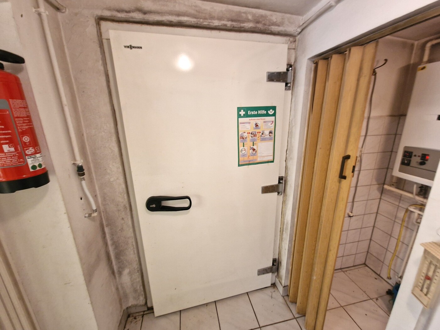 zum Kühlraum