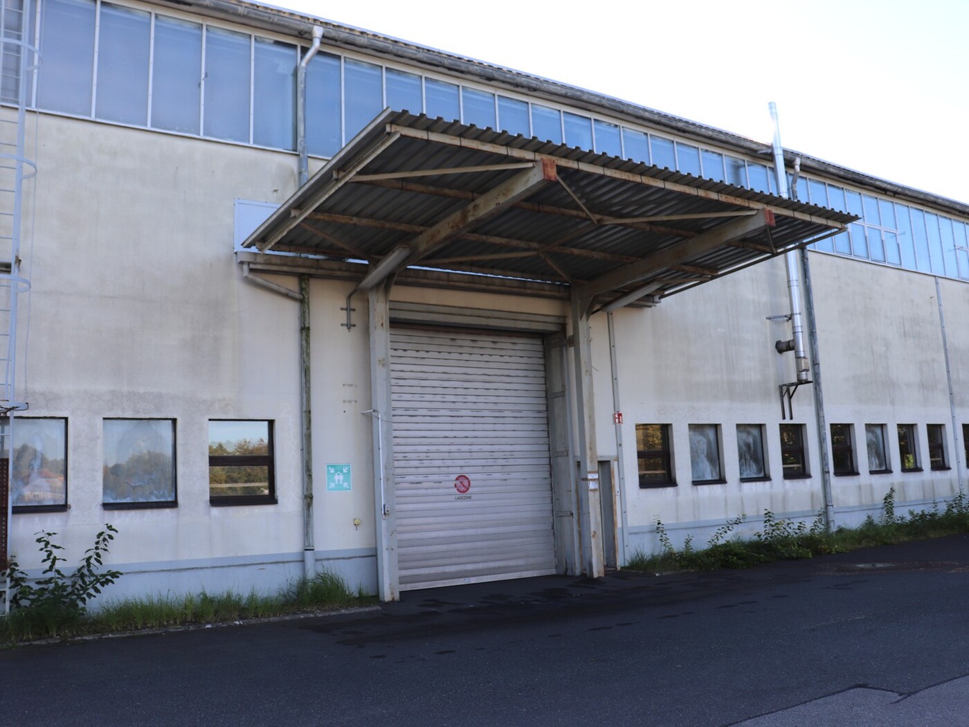 Zufahrt Halle 1