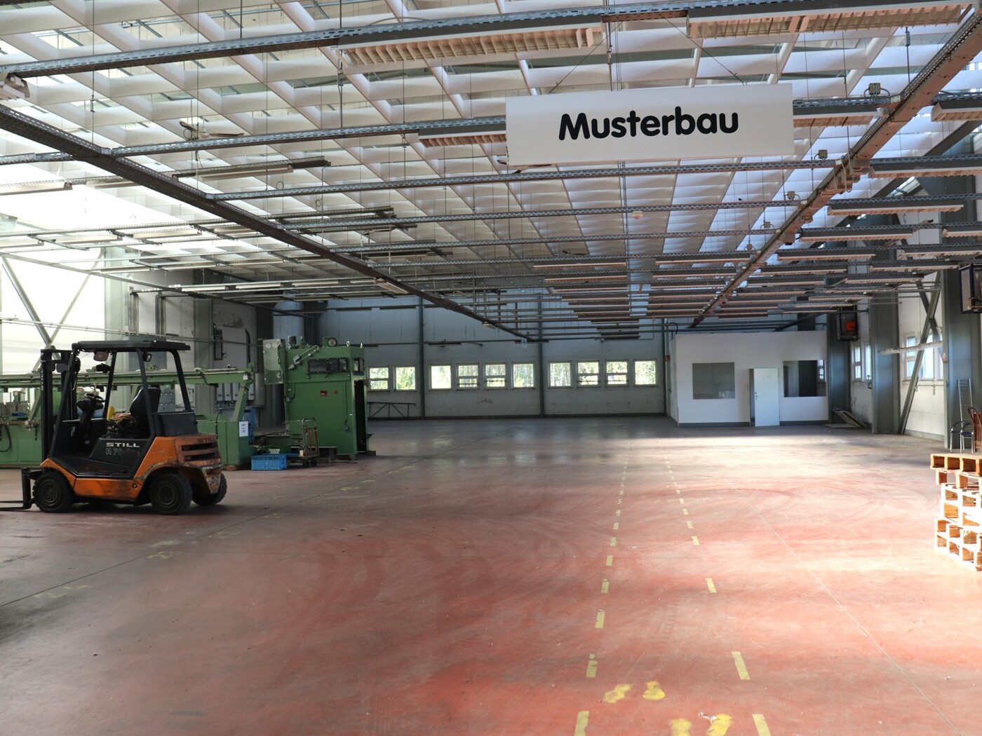Halle 1 Innen