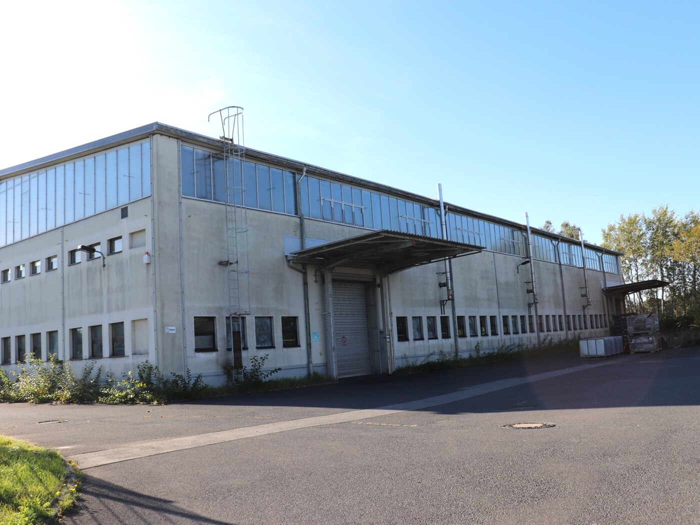 Halle 1 Außen