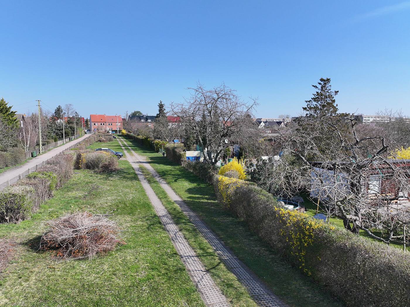 Parkmöglichkeiten vor den Kleingärten