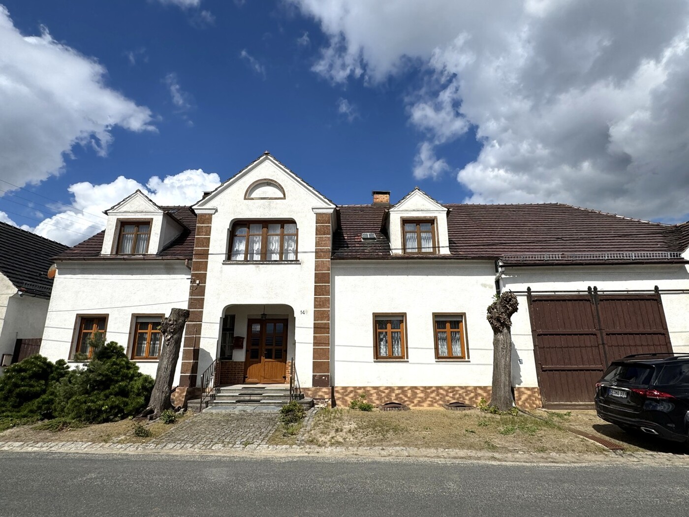 Straßenansicht