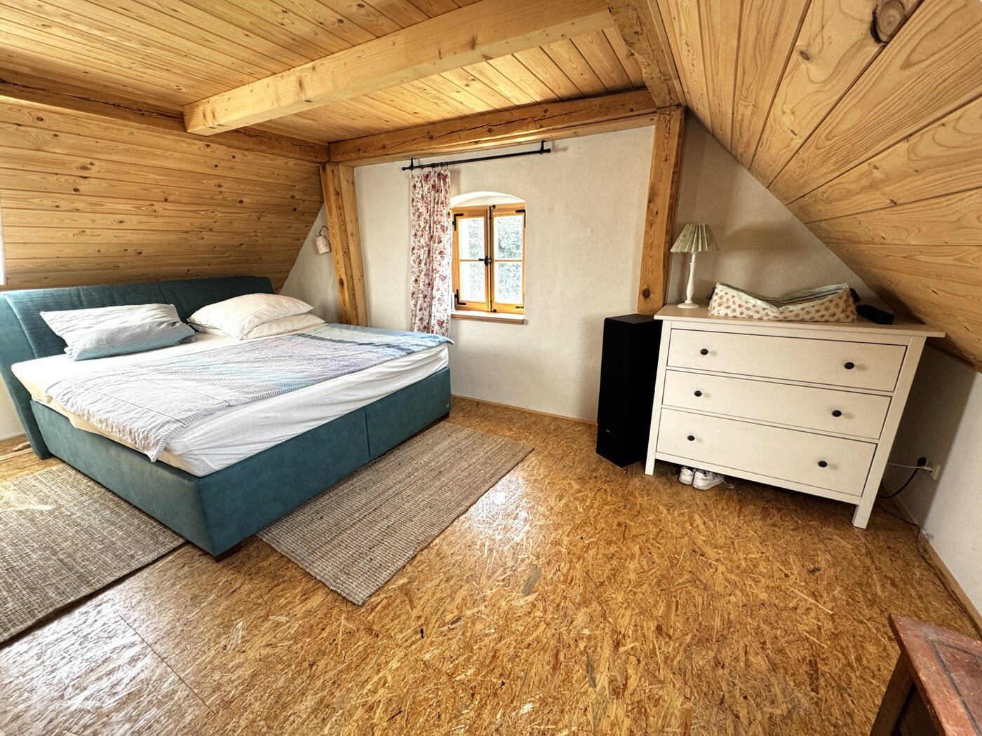 Schlafzimmer 2