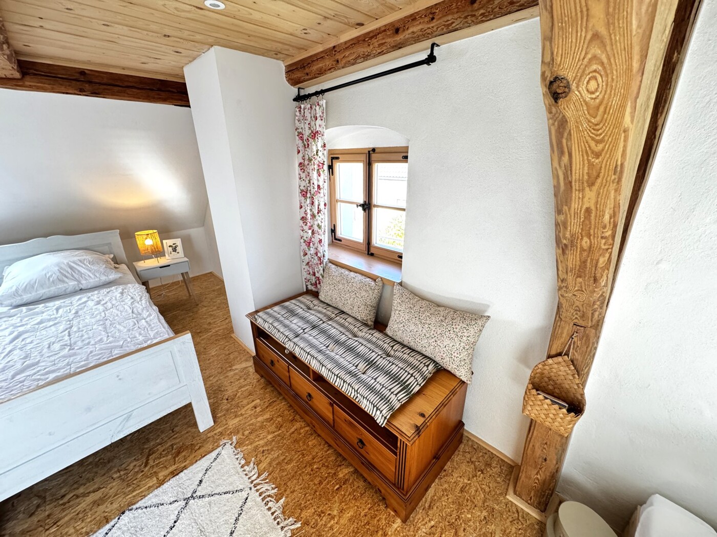 Schlafzimmer 1