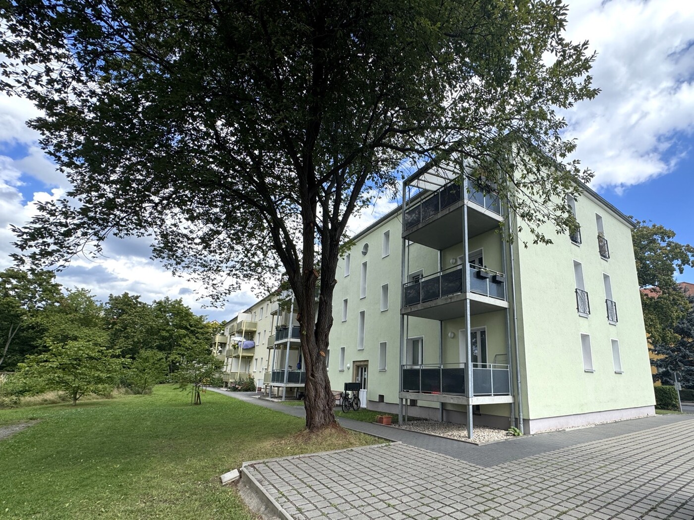 Haus seitlich hinten